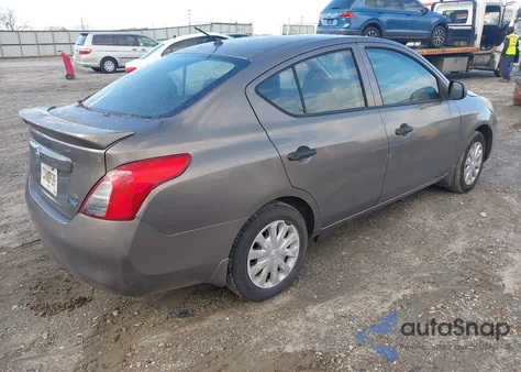 2014 Nissan Versa 1.6 S+ из США, поврежденный, VIN 3N1CN7AP2EL824694